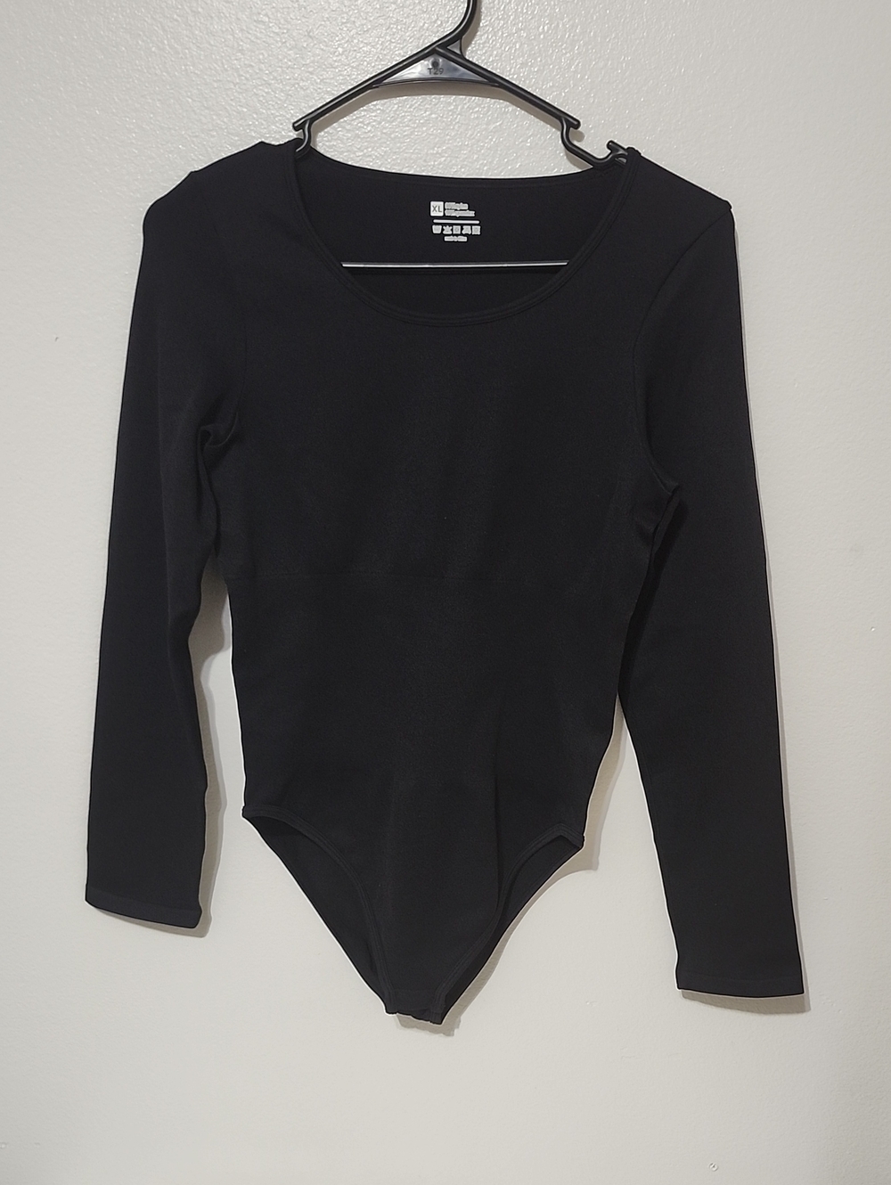 Wemen XL Black Long Sleeve One-Piece Bodysuit